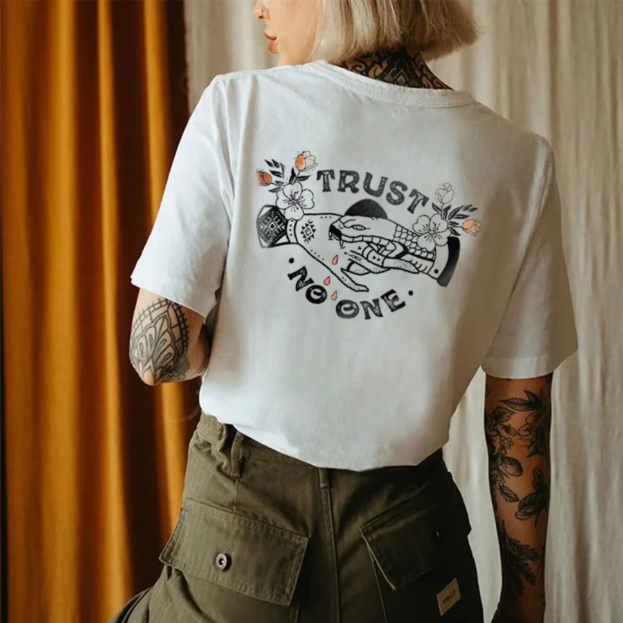 TRUST NO ONE PRINTED T-SHIRT