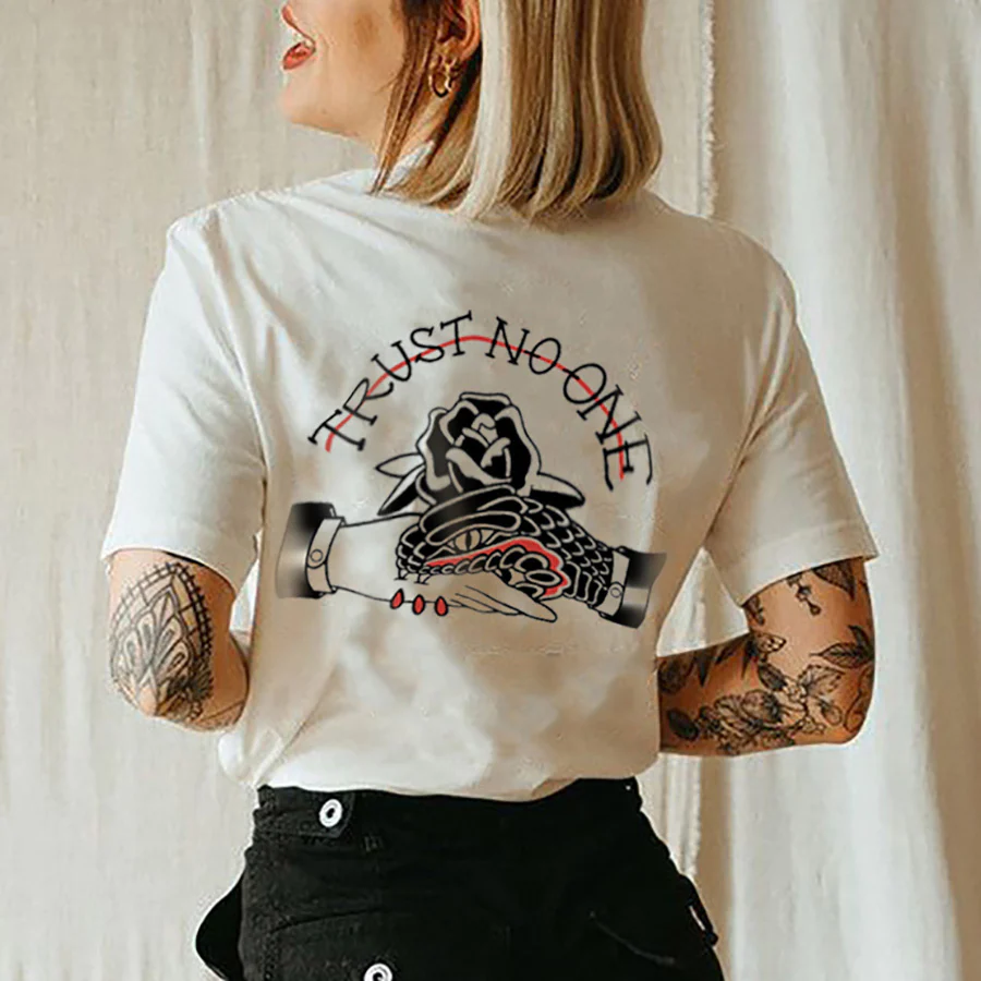 TRUST NO ONE PRINTED WOMEN'S T-SHIRT