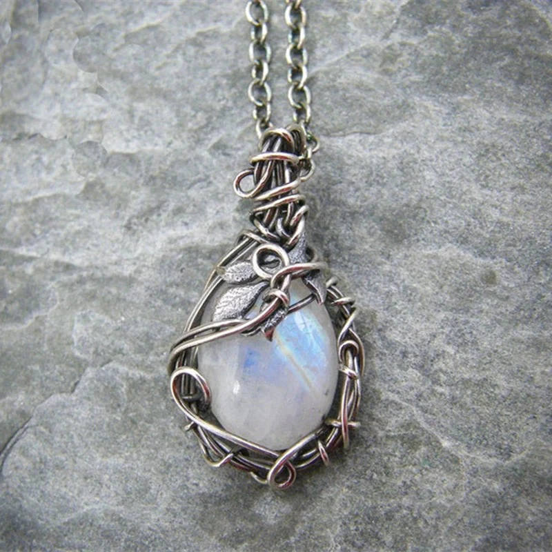 VINTAGE VINES TANGLED MOONSTONE NECKLACE