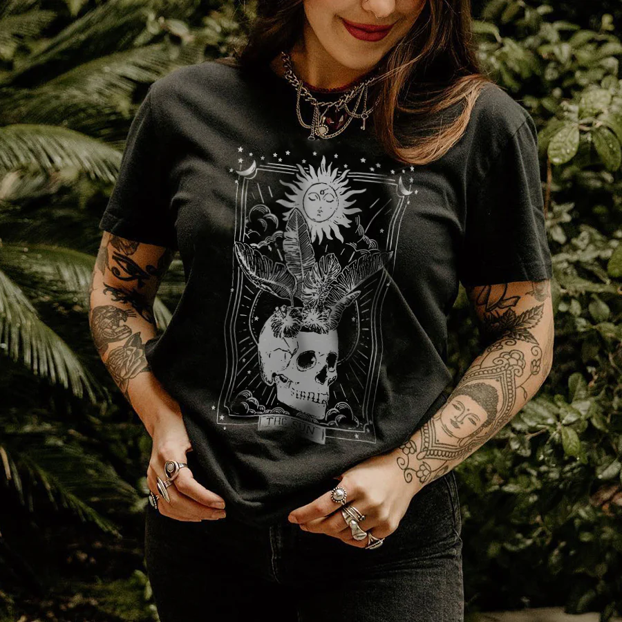 THE SUN PRINTED T-SHIRT
