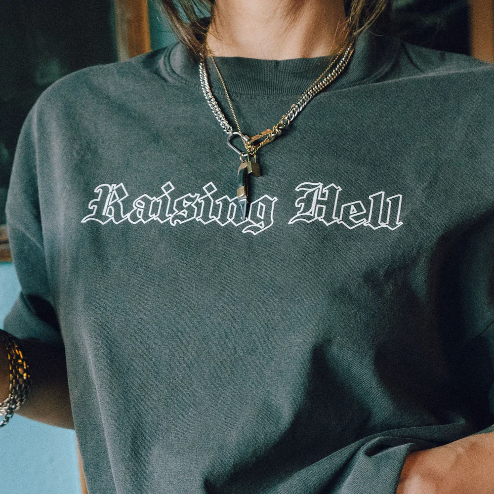 RAISING HELL PRINTED CASUAL T-SHIRT